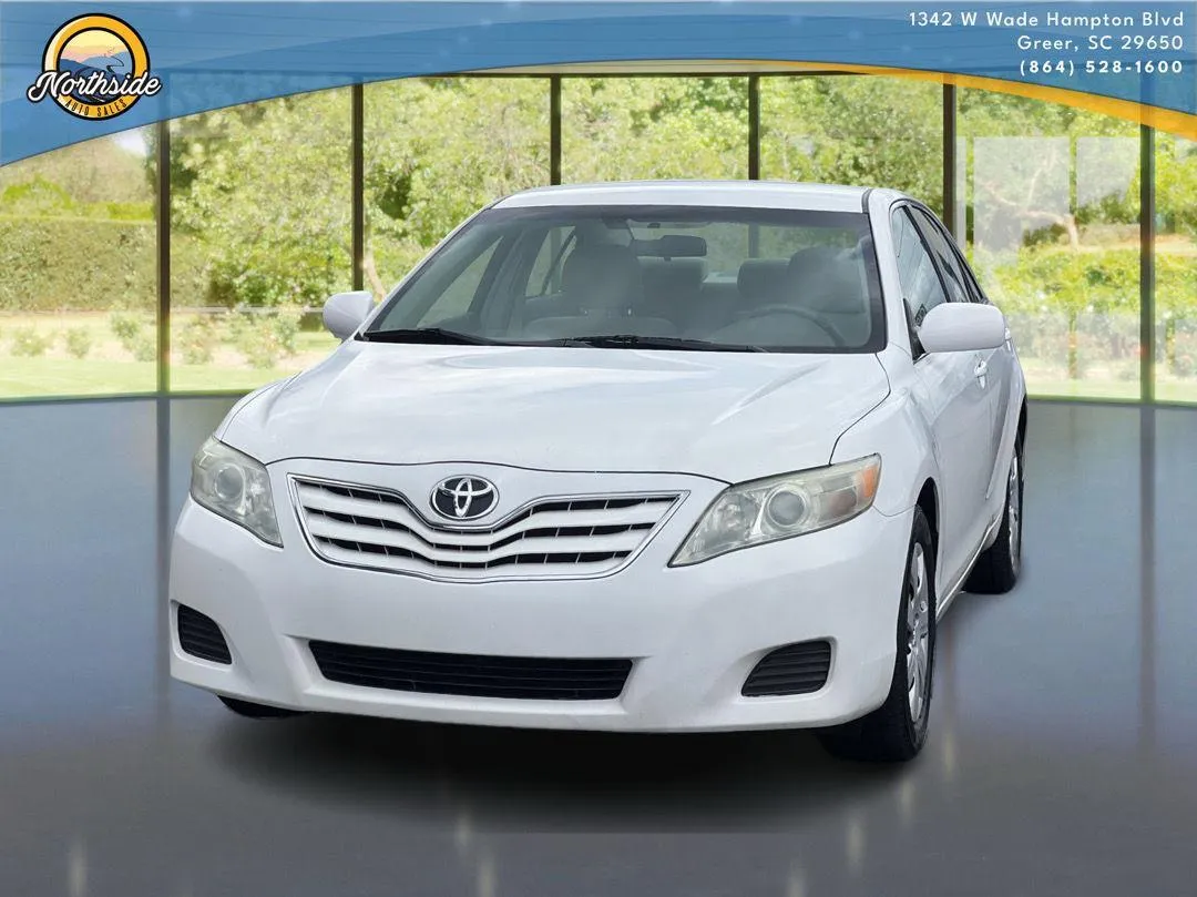 White 2010 Toyota Camry LE for sale in Greer, SC