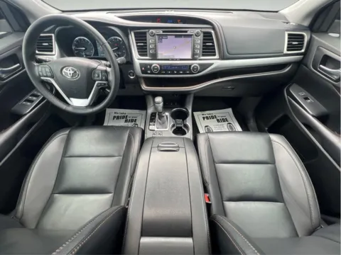 Photos of 2019 Toyota Highlander XLE for sale in Greer, SC at Northside Auto Sales