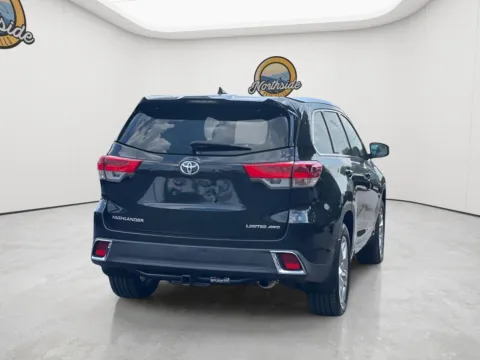 More photos of 2019 Toyota Highlander Limited at Northside Auto Sales, SC