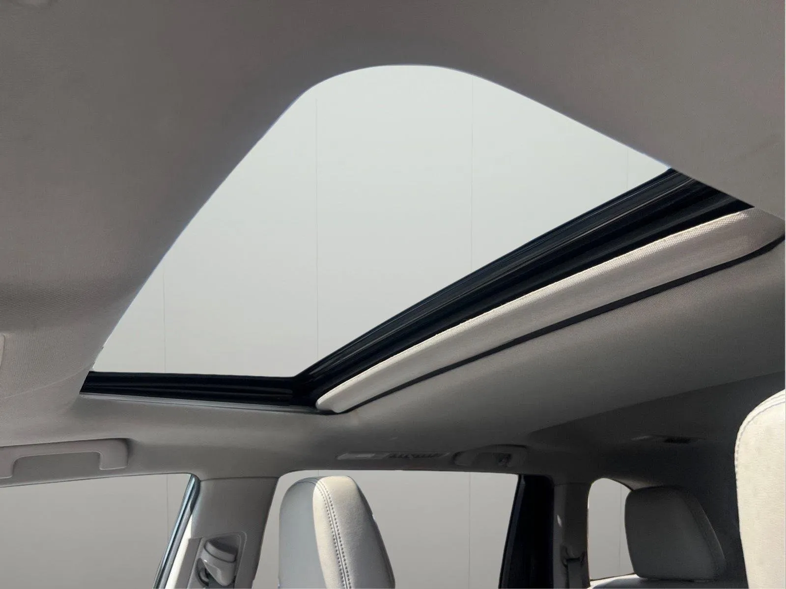 2019 Toyota Highlander Limited - Photo 6