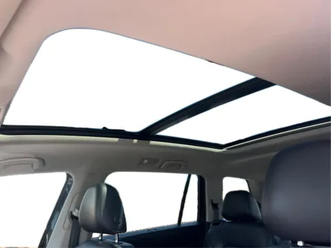 More photos of 2019 Volkswagen Atlas 3.6L V6 SEL Premium at Northside Auto Sales, SC
