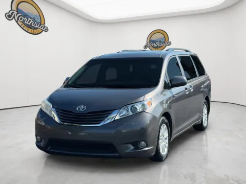 Gray 2017 Toyota Sienna Limited for sale in Greer, SC
