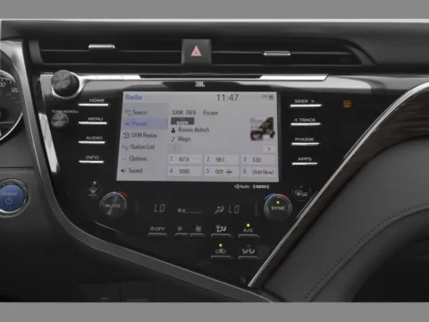 More photos of 2018 Toyota Camry Hybrid XLE at Northside Auto Sales, SC