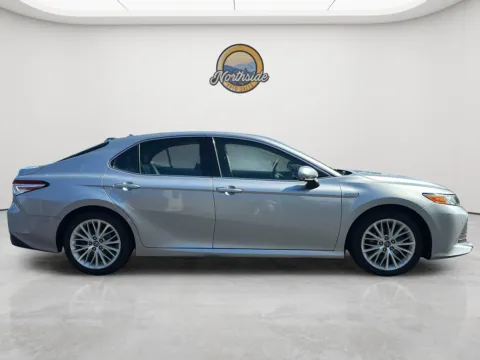 More photos of 2018 Toyota Camry Hybrid XLE at Northside Auto Sales, SC