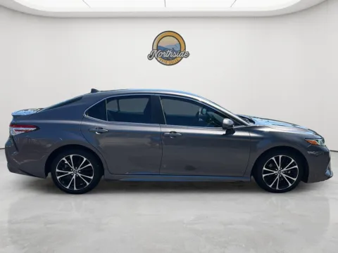 More photos of 2020 Toyota Camry SE at Northside Auto Sales, SC