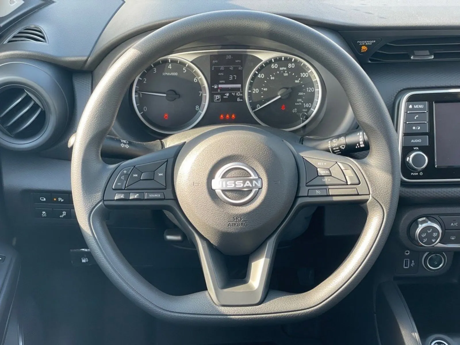 2025 Nissan KICKS PLAY Base - Photo 12