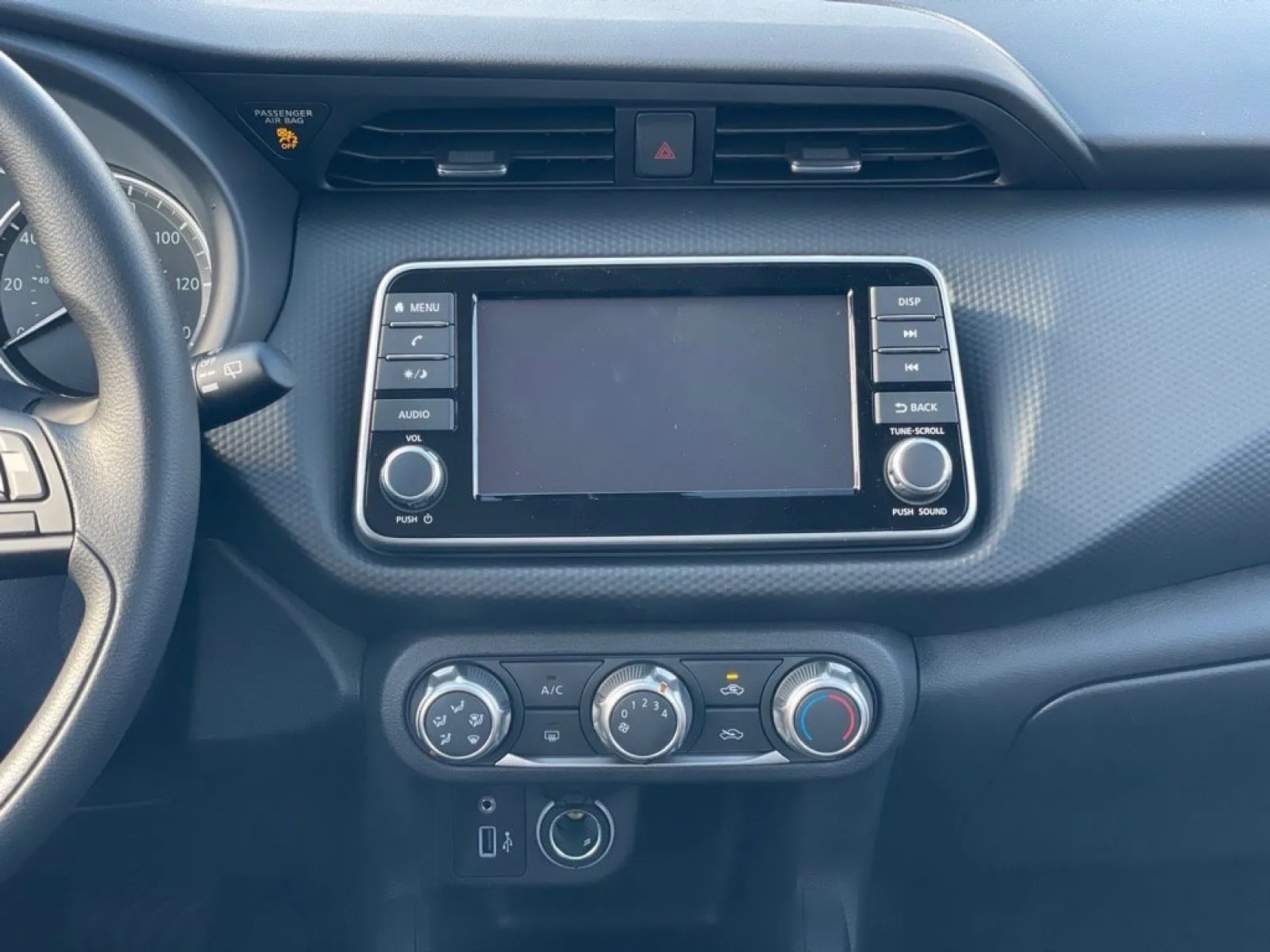 2025 Nissan KICKS PLAY Base - Photo 15