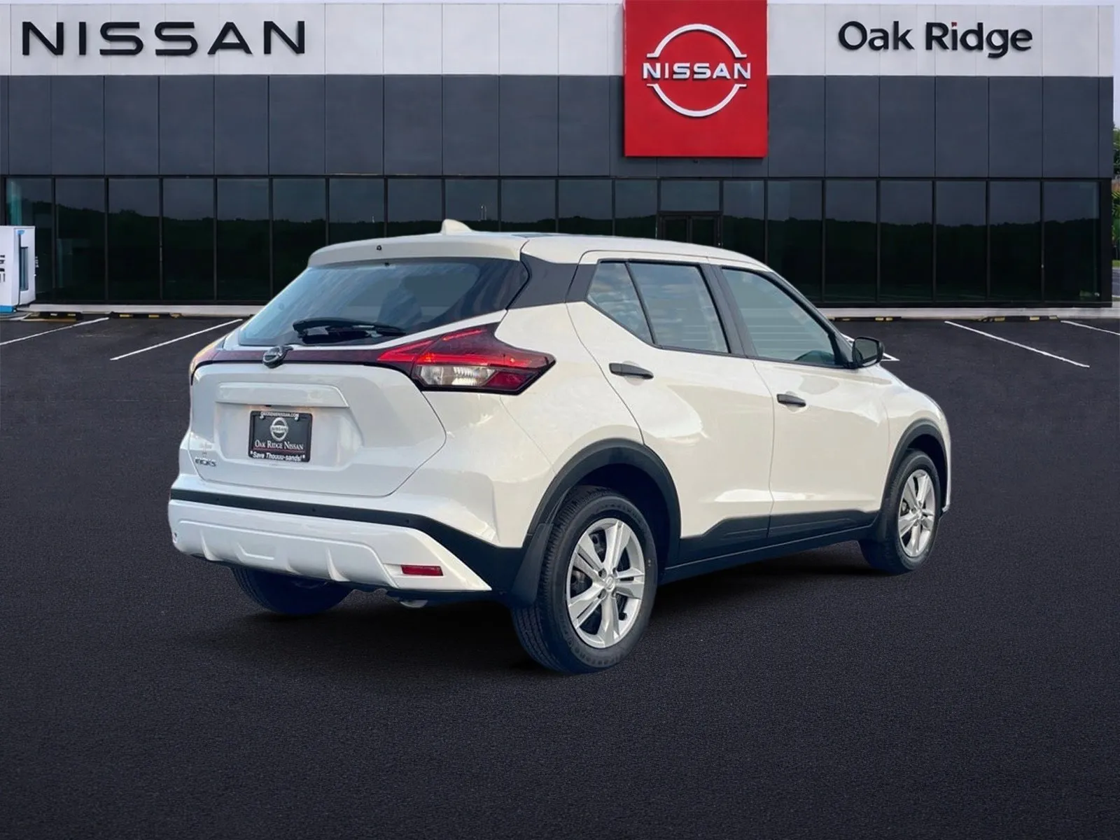 2025 Nissan KICKS PLAY Base - Photo 7
