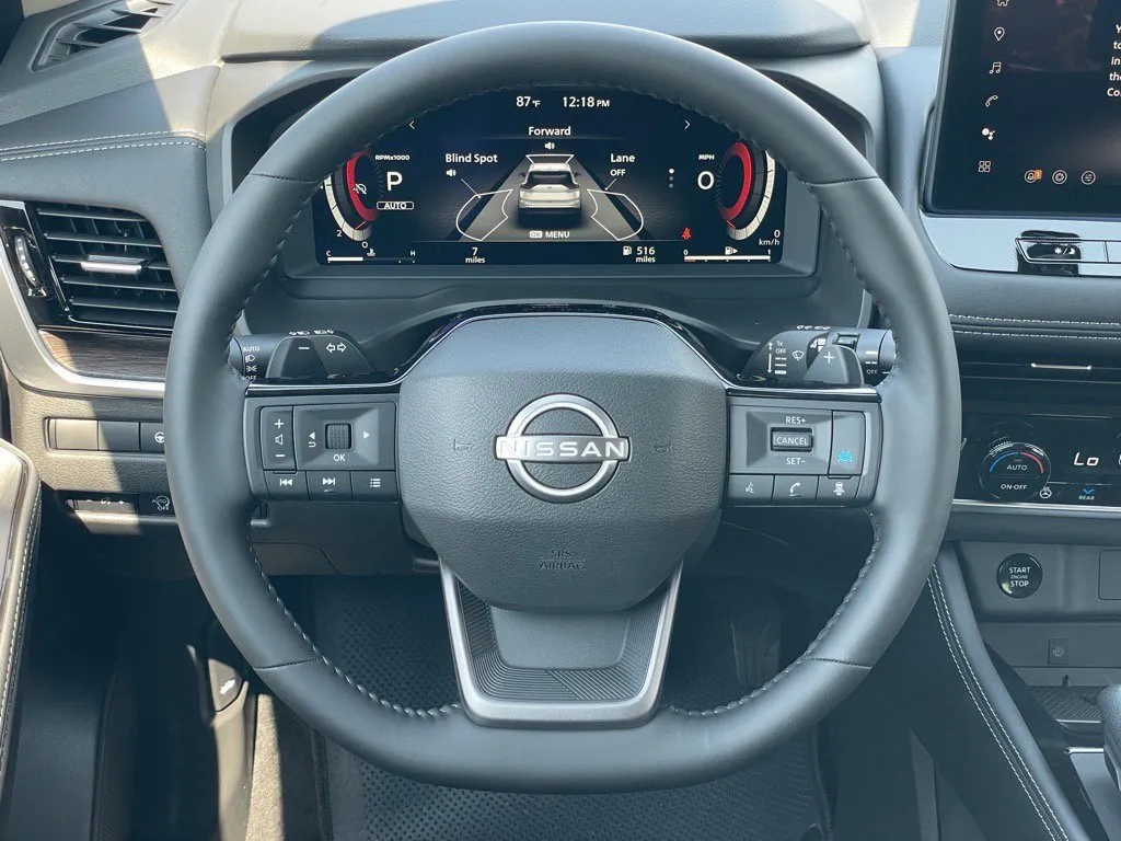 2026 Nissan Rogue Platinum - Photo 12
