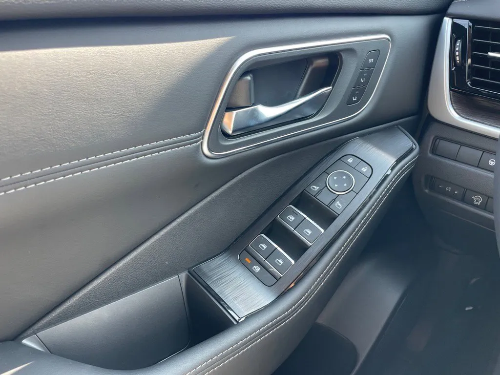 2026 Nissan Rogue Platinum - Photo 19