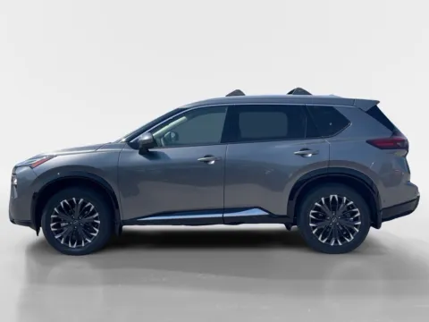 More photos of 2026 NISSAN ROGUE Platinum at Oak Ridge Nissan, TN