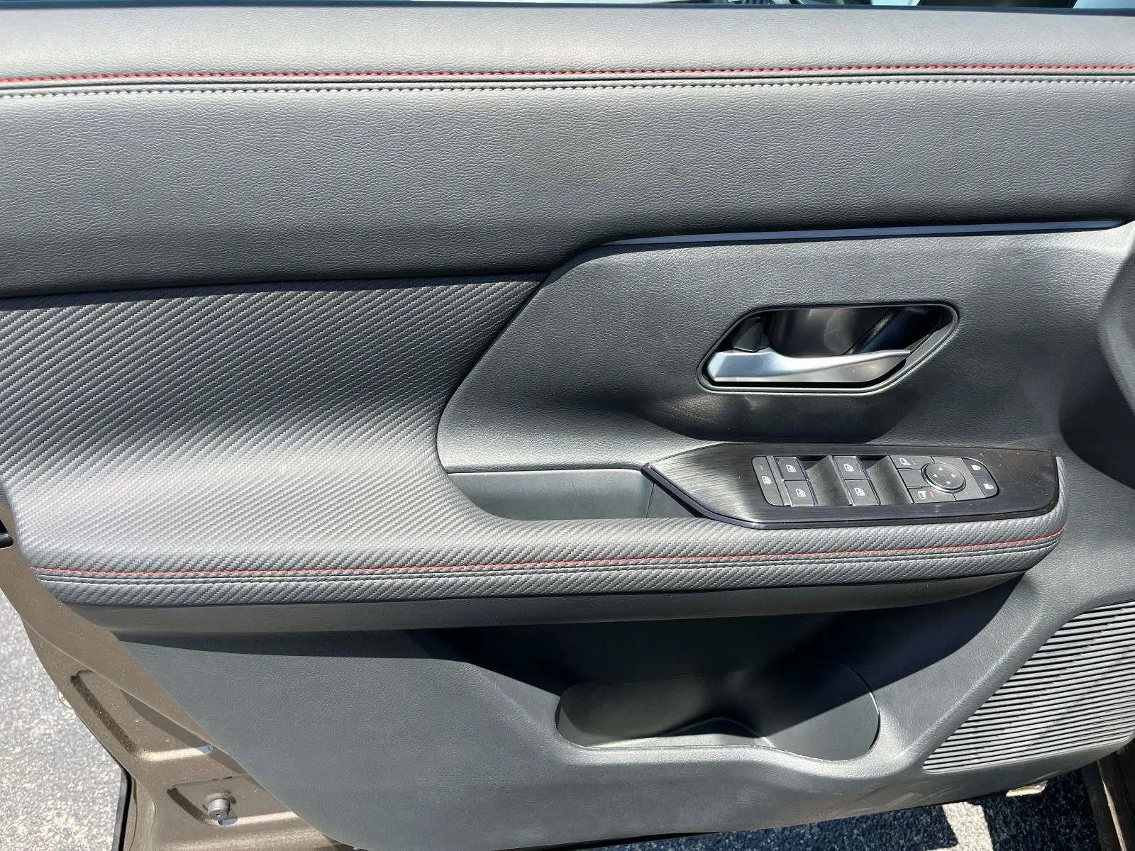 2026 Nissan KICKS SR AWD - Photo 22