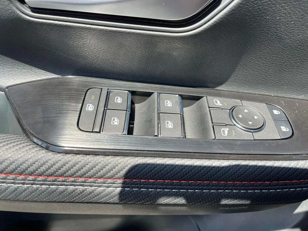 2026 Nissan KICKS SR AWD - Photo 23