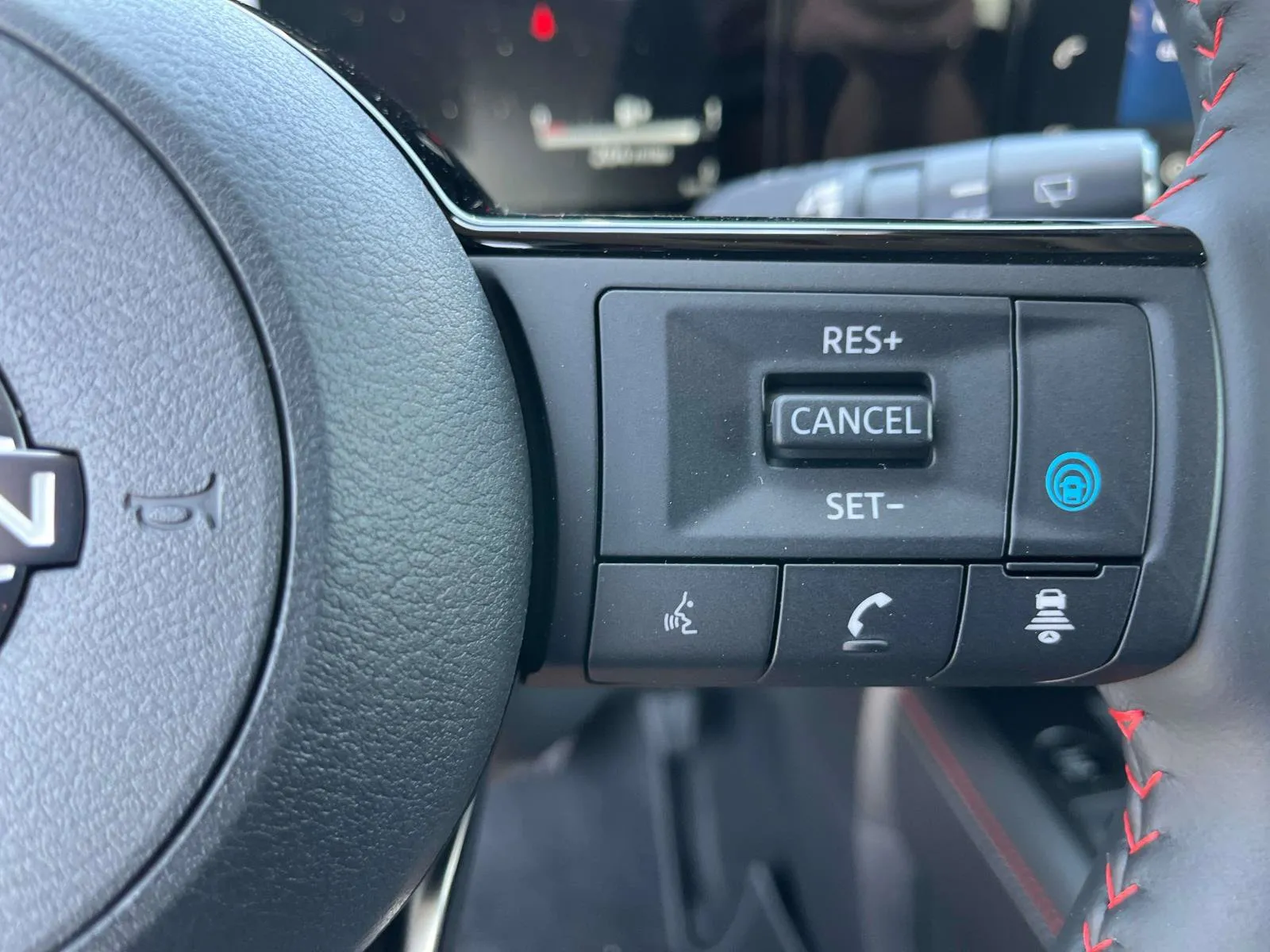 2026 Nissan KICKS SR AWD - Photo 25