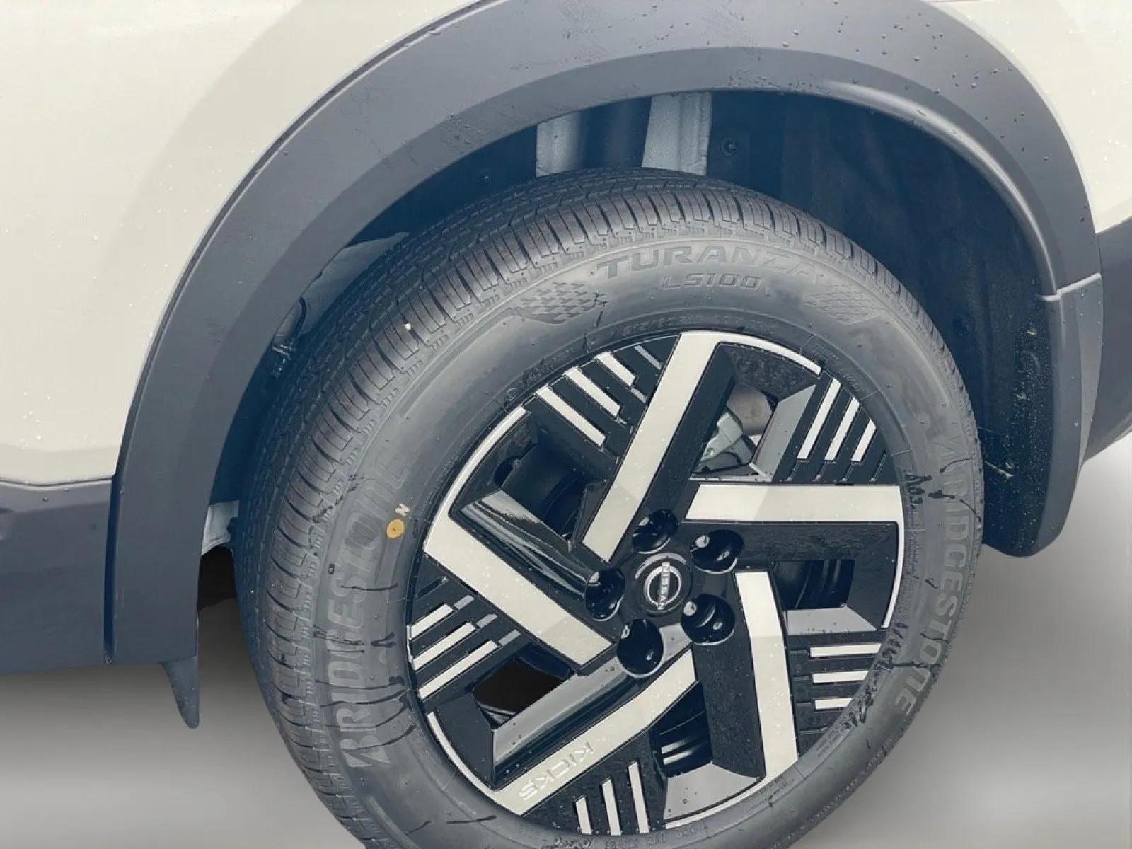 2026 Nissan KICKS SV - Photo 24