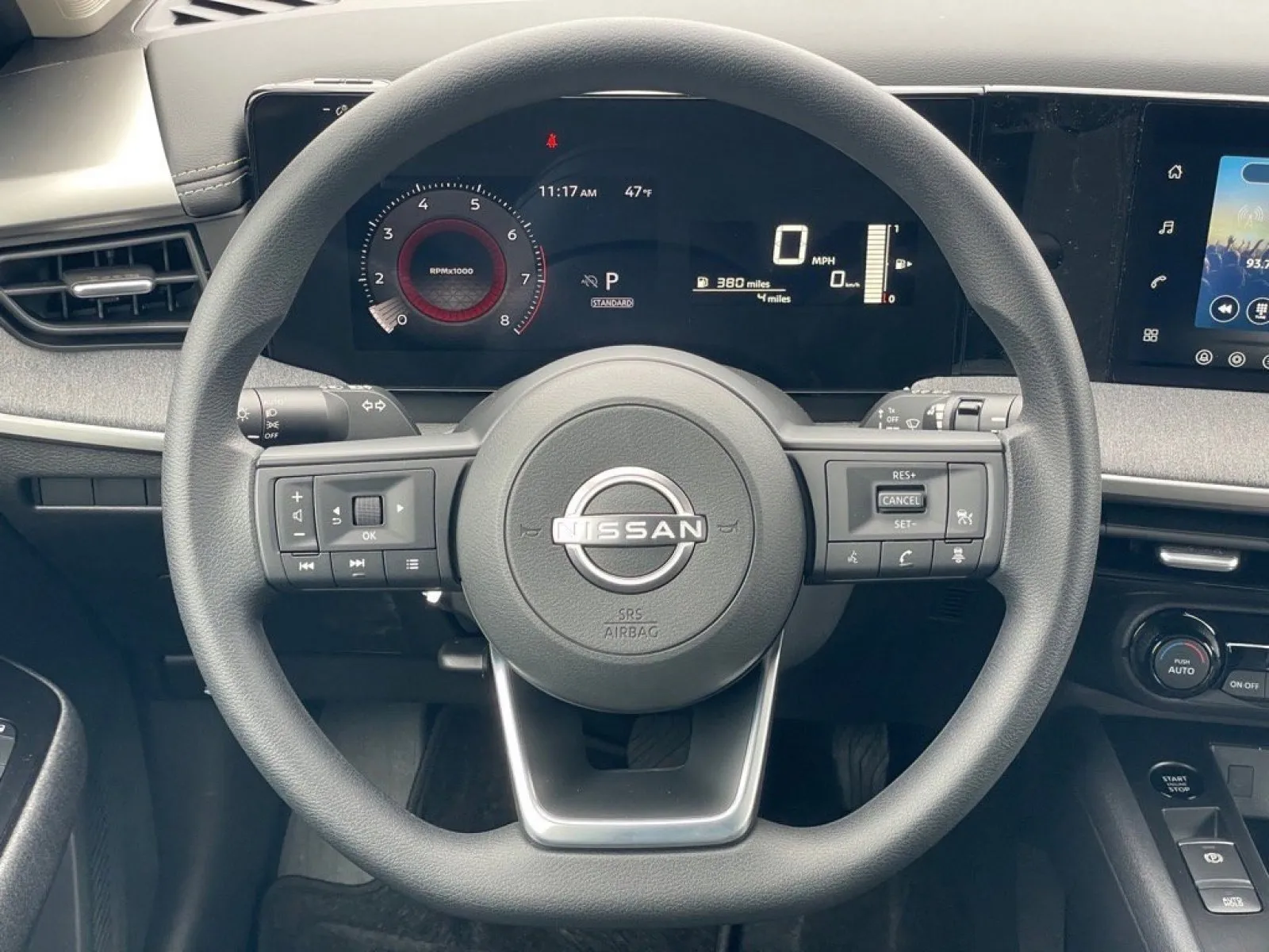 2026 Nissan KICKS SV - Photo 12