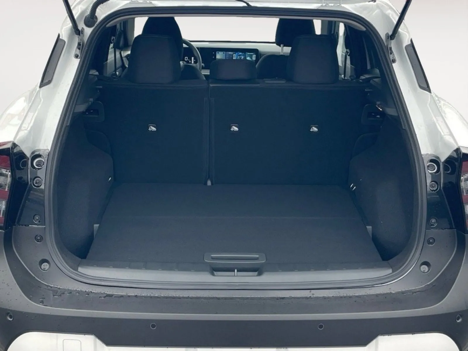 2026 Nissan KICKS SV - Photo 23