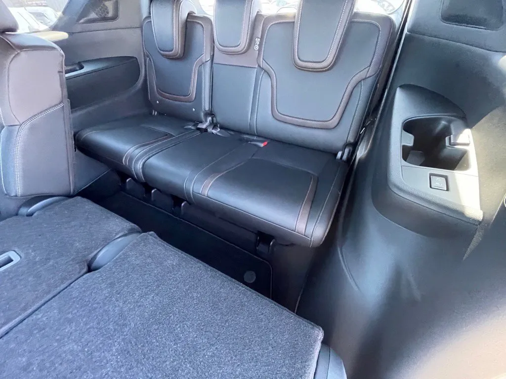 2026 Nissan Armada SL - Photo 24