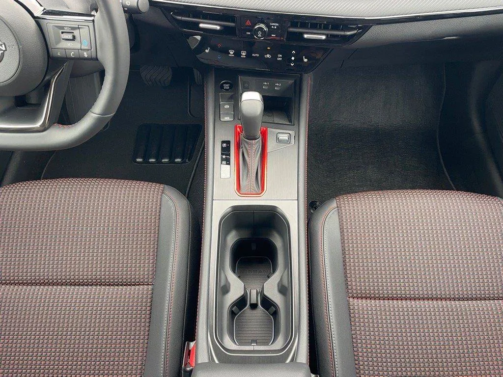 2026 Nissan KICKS SR - Photo 18