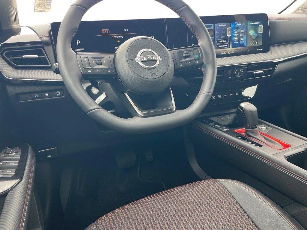 2026 Nissan KICKS SR - Photo 10