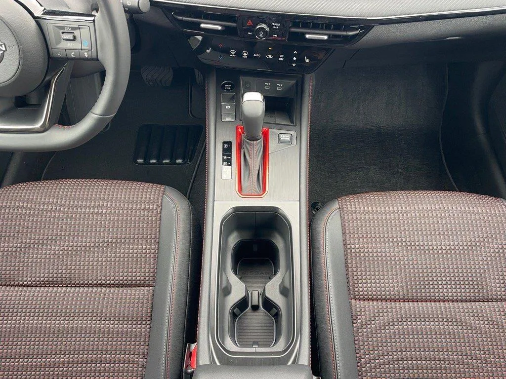 2026 Nissan KICKS SR - Photo 18