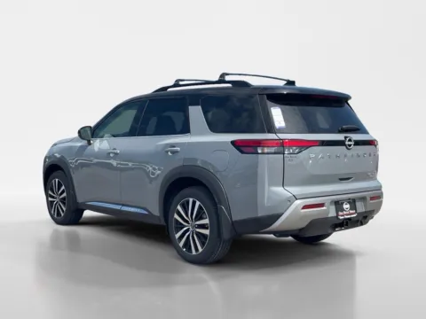 More photos of 2025 Nissan Pathfinder Platinum at Oak Ridge Nissan, TN