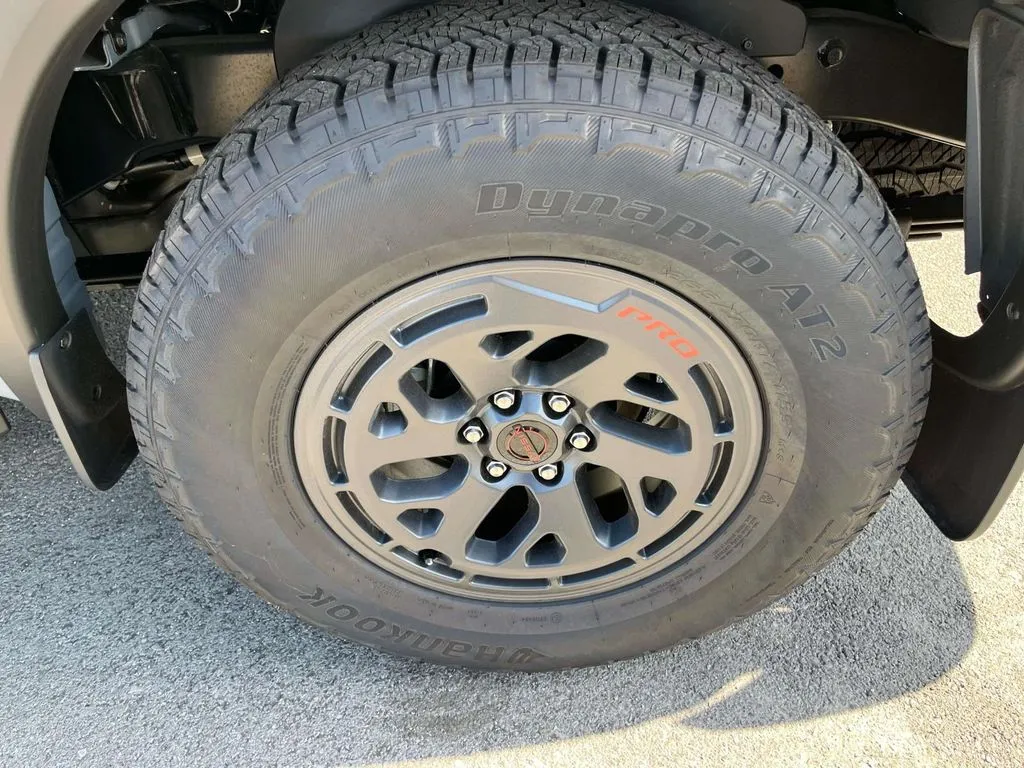 2026 Nissan Frontier PRO-X - Photo 11
