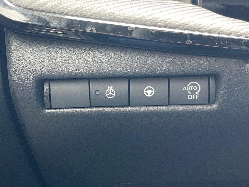 2026 Nissan KICKS SR - Photo 20