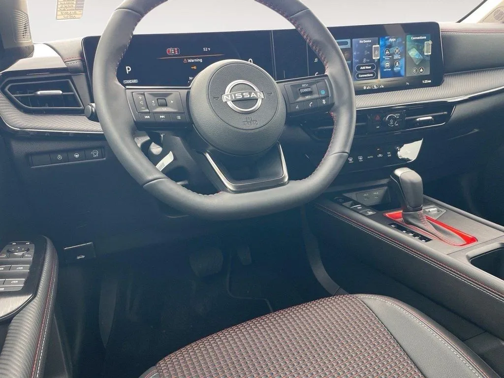 2026 Nissan KICKS SR - Photo 10