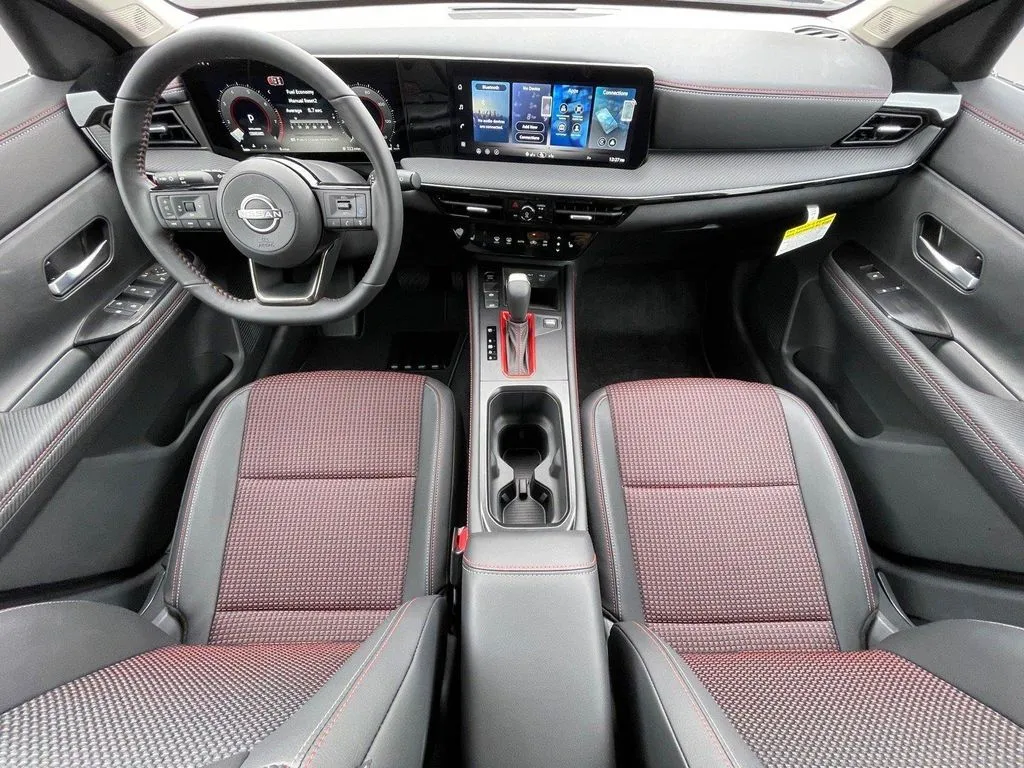 2026 Nissan KICKS SR - Photo 11