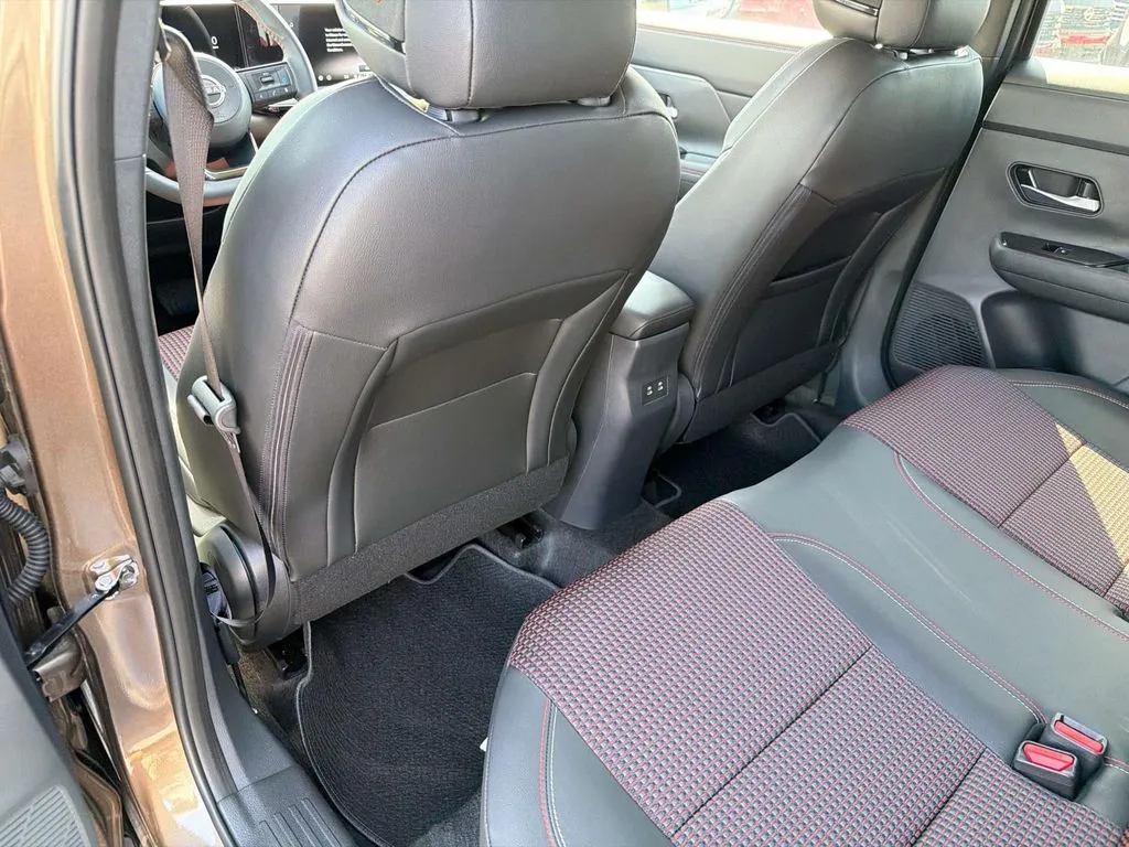 2026 Nissan KICKS SR - Photo 18