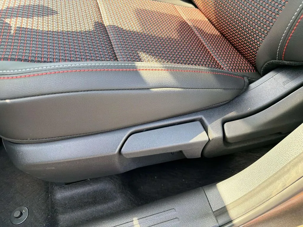2026 Nissan KICKS SR - Photo 23