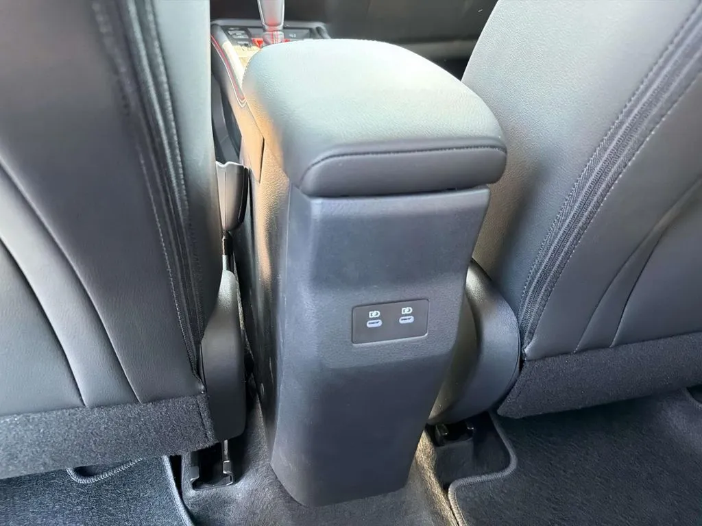 2026 Nissan KICKS SR - Photo 16
