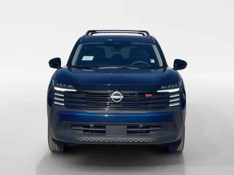 Photos of 2026 NISSAN NEW KICKS SR for sale in Oak Ridge, TN at Oak Ridge Nissan