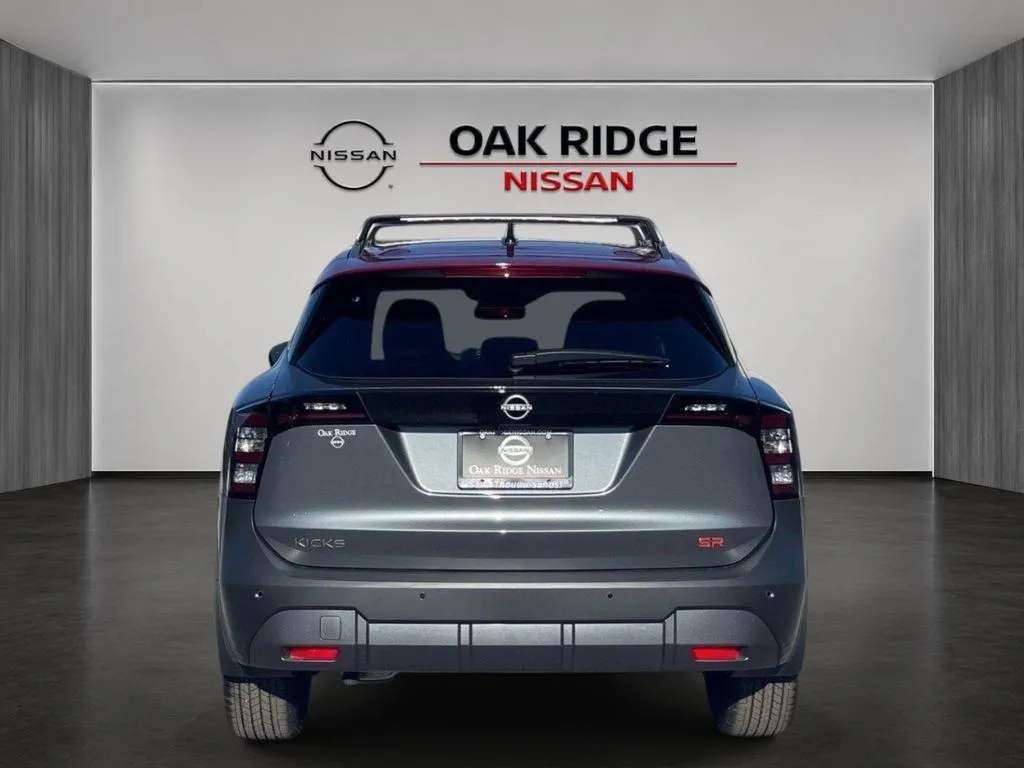 2026 Nissan KICKS SR - Photo 6