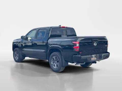 More photos of 2026 Nissan Frontier SV at Oak Ridge Nissan, TN