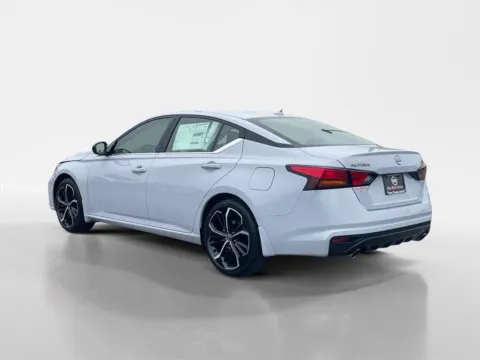 More photos of 2025 Nissan Altima SR at Oak Ridge Nissan, TN