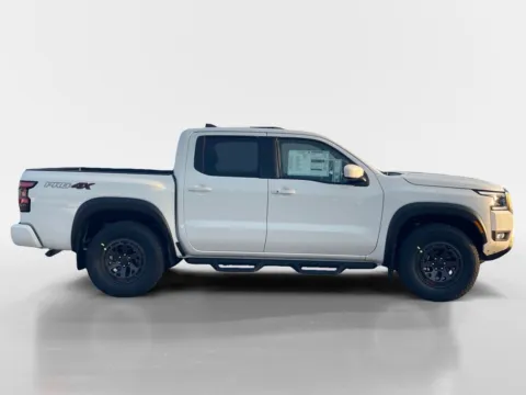 More photos of 2026 Nissan Frontier PRO-4X at Oak Ridge Nissan, TN