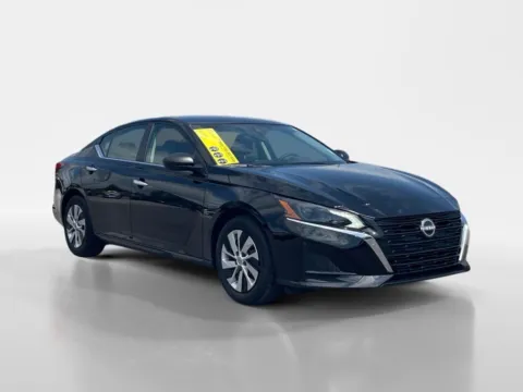 Black 2025 Nissan Altima S for sale in Oak Ridge, TN