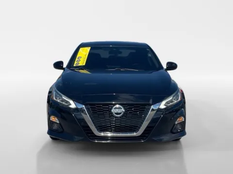 Photos of 2021 Nissan Altima 2.5 SL for sale in Oak Ridge, TN at Oak Ridge Nissan