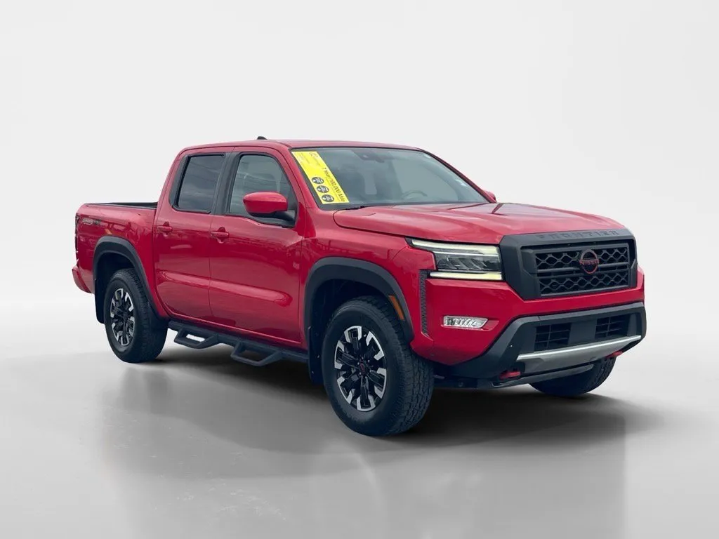 2022 Nissan Frontier PRO-4X's photo