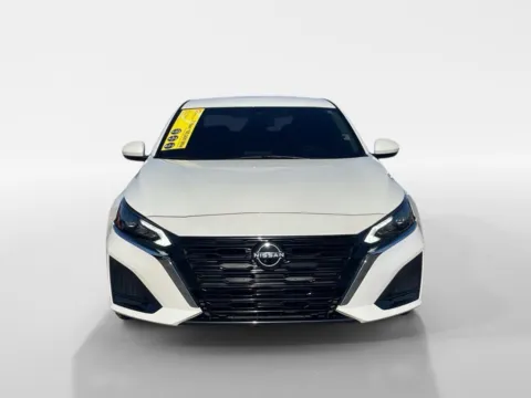 Photos of 2023 Nissan Altima 2.5 SV for sale in Oak Ridge, TN at Oak Ridge Nissan