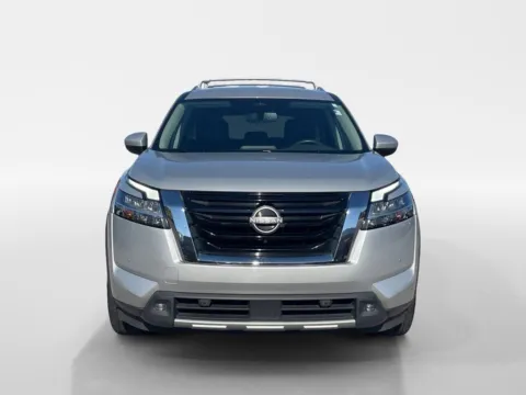 Photos of 2022 Nissan Pathfinder SL for sale in Oak Ridge, TN at Oak Ridge Nissan