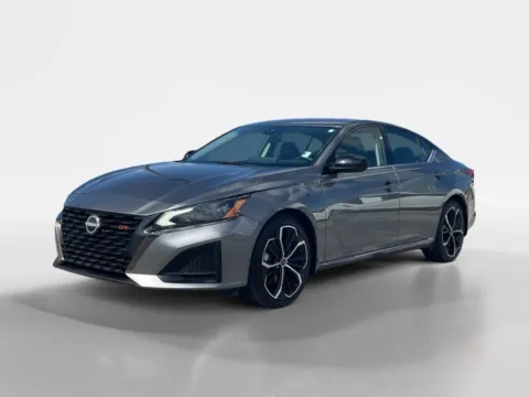 Another view of 2023 Nissan Altima 2.5 SR for sale in Oak Ridge, TN at Oak Ridge Nissan