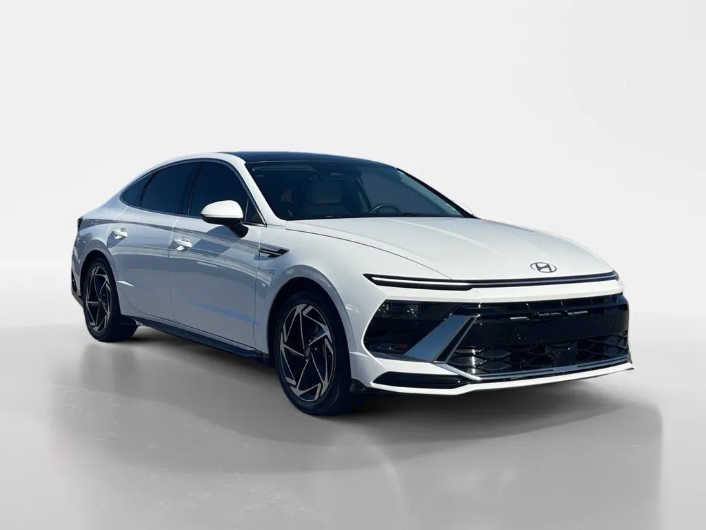 2024 Hyundai Sonata SEL's photo