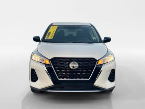 Photos of 2025 Nissan Kicks Play S for sale in Oak Ridge, TN at Oak Ridge Nissan