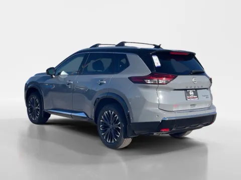 More photos of 2026 Nissan Rogue Platinum at Oak Ridge Nissan, TN