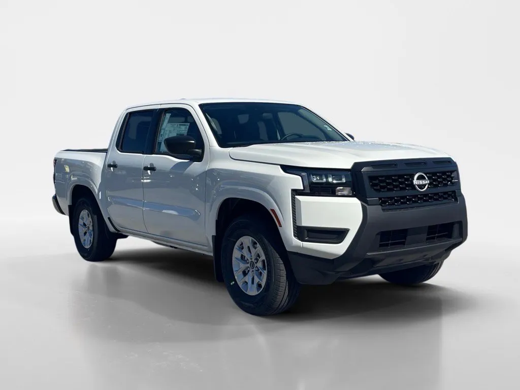 2026 Nissan Frontier S's photo