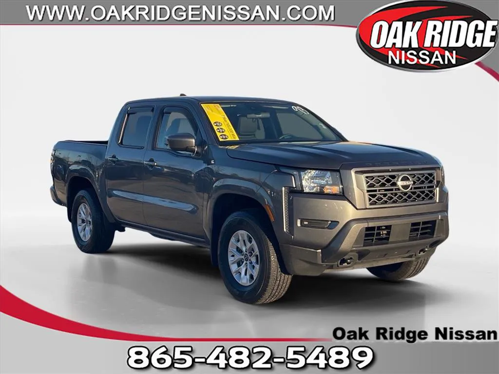 2024 Nissan Frontier SV's photo