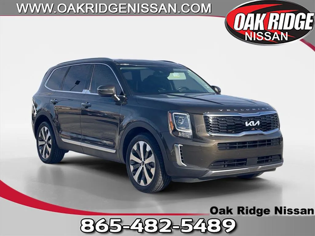 2022 Kia Telluride S's photo